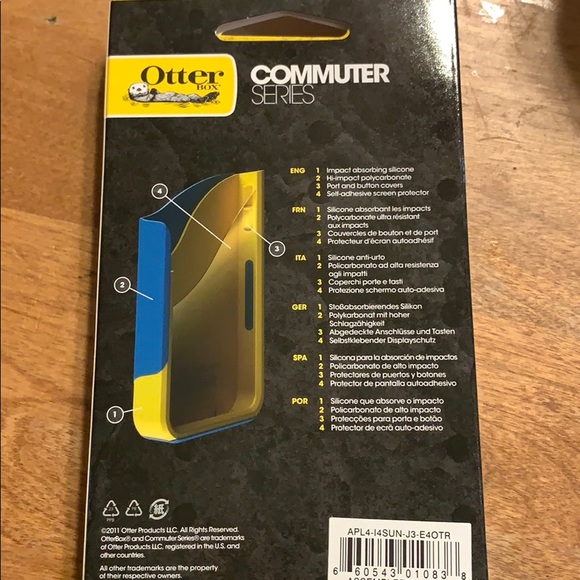 Otter box for iphone 4S - Picture 2 of 2